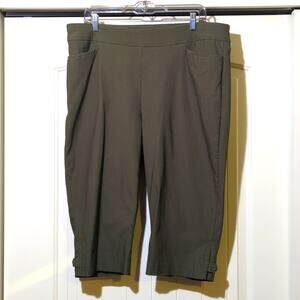 Chico's Women's Size 3 (US 16) Olive Green Button Tab Crop Stretch Pull On Pant